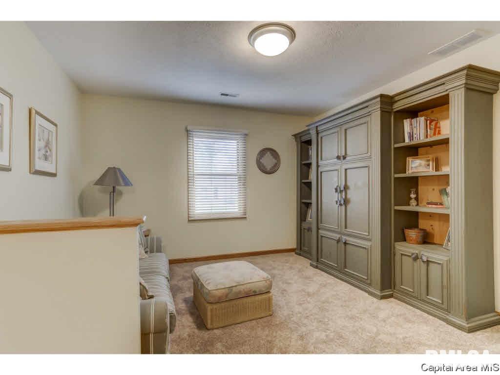 49 Oak Lane Springfield, IL 62712 - Photo 25 of 36 Gallery Image 25