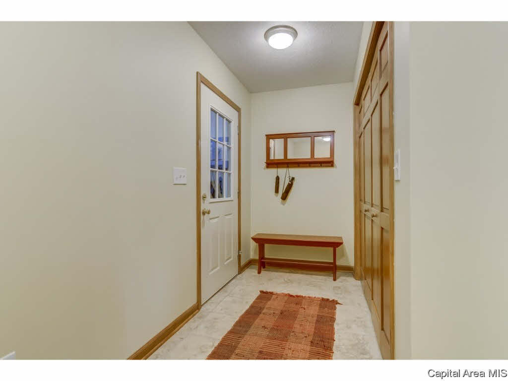 49 Oak Lane Springfield, IL 62712 - Photo 28 of 36 Gallery Image 28