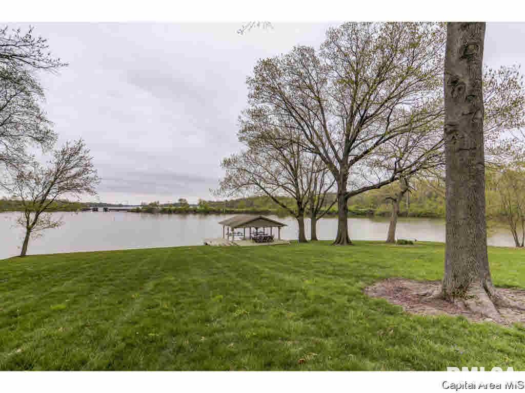 49 Oak Lane Springfield, IL 62712 - Photo 32 of 36 Gallery Image 32