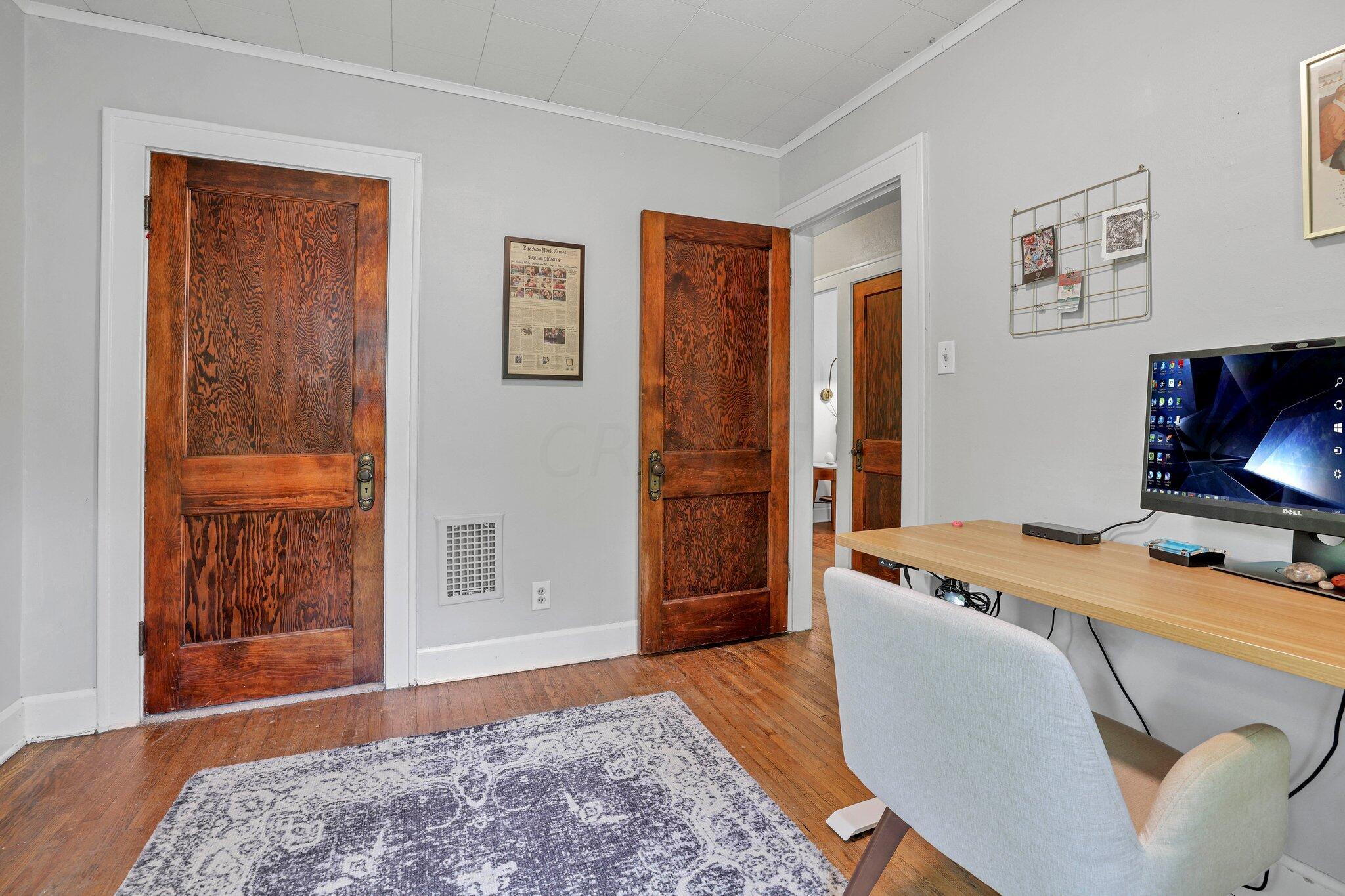 379 Crestview Road Columbus, OH 43202 - Photo 30 of 44 24-web-or-mls-GR7A7703