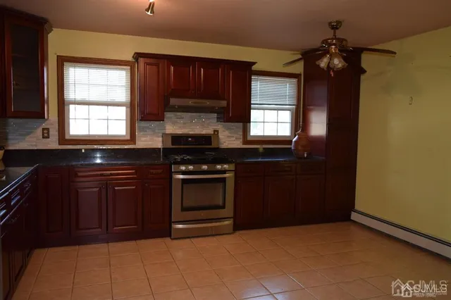 $3,100 | 11 Post Boulevard, Carteret, NJ 07008