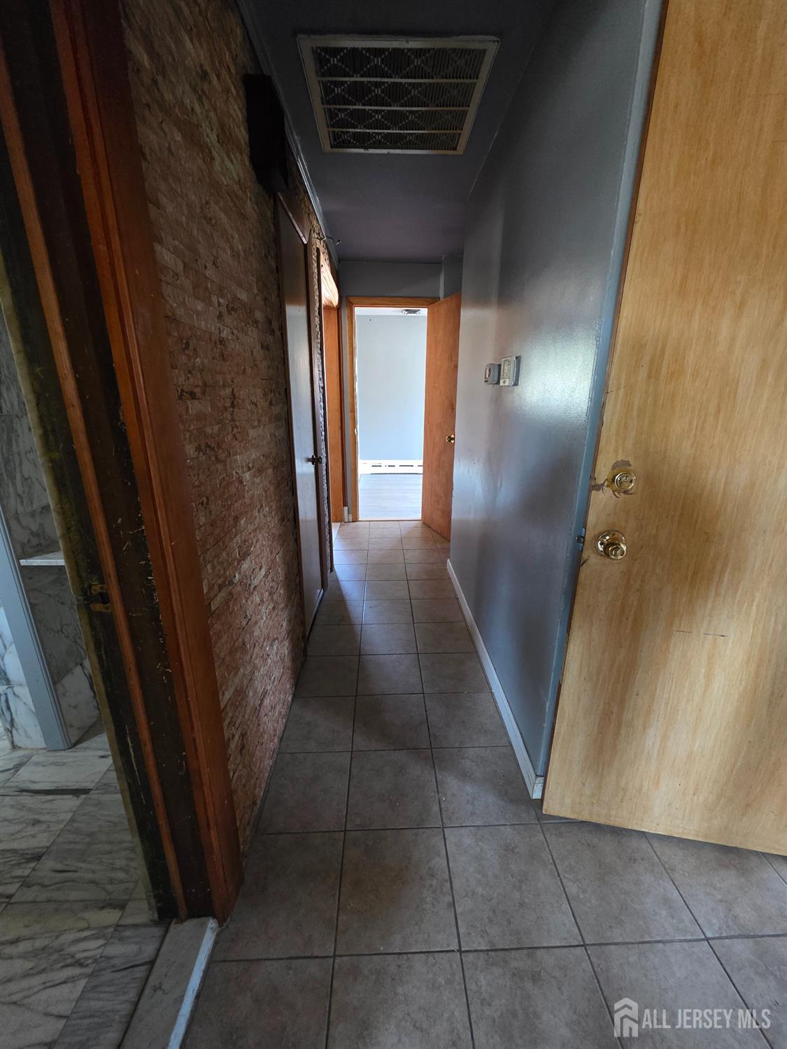 11 Post Boulevard Carteret, NJ 07008 - Photo 21 of 23