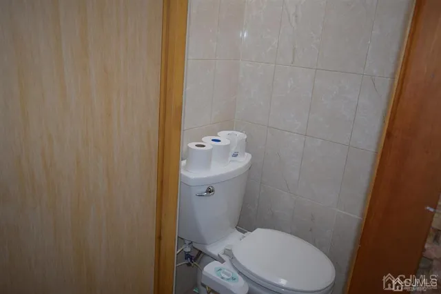 $3,100 | 11 Post Boulevard, Carteret, NJ 07008