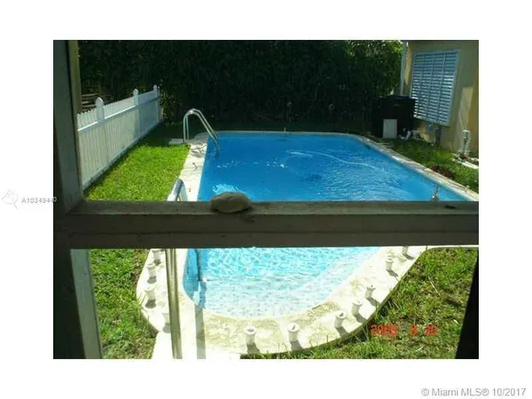 $2,500,000 | 9324 Abbott Avenue, Surfside, FL 33154