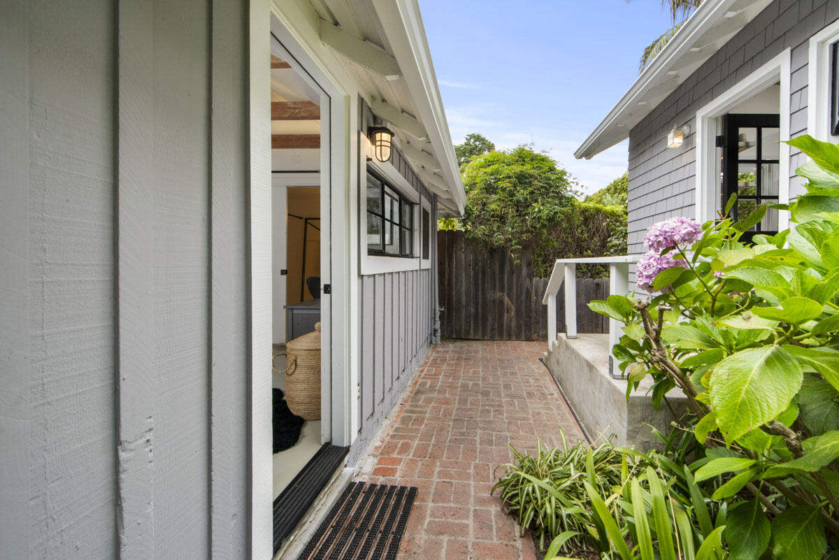 71 Eucalyptus Lane Montecito, CA 93108 - Photo 66 of 69 71 Eucalyptus Lane_WEB_05