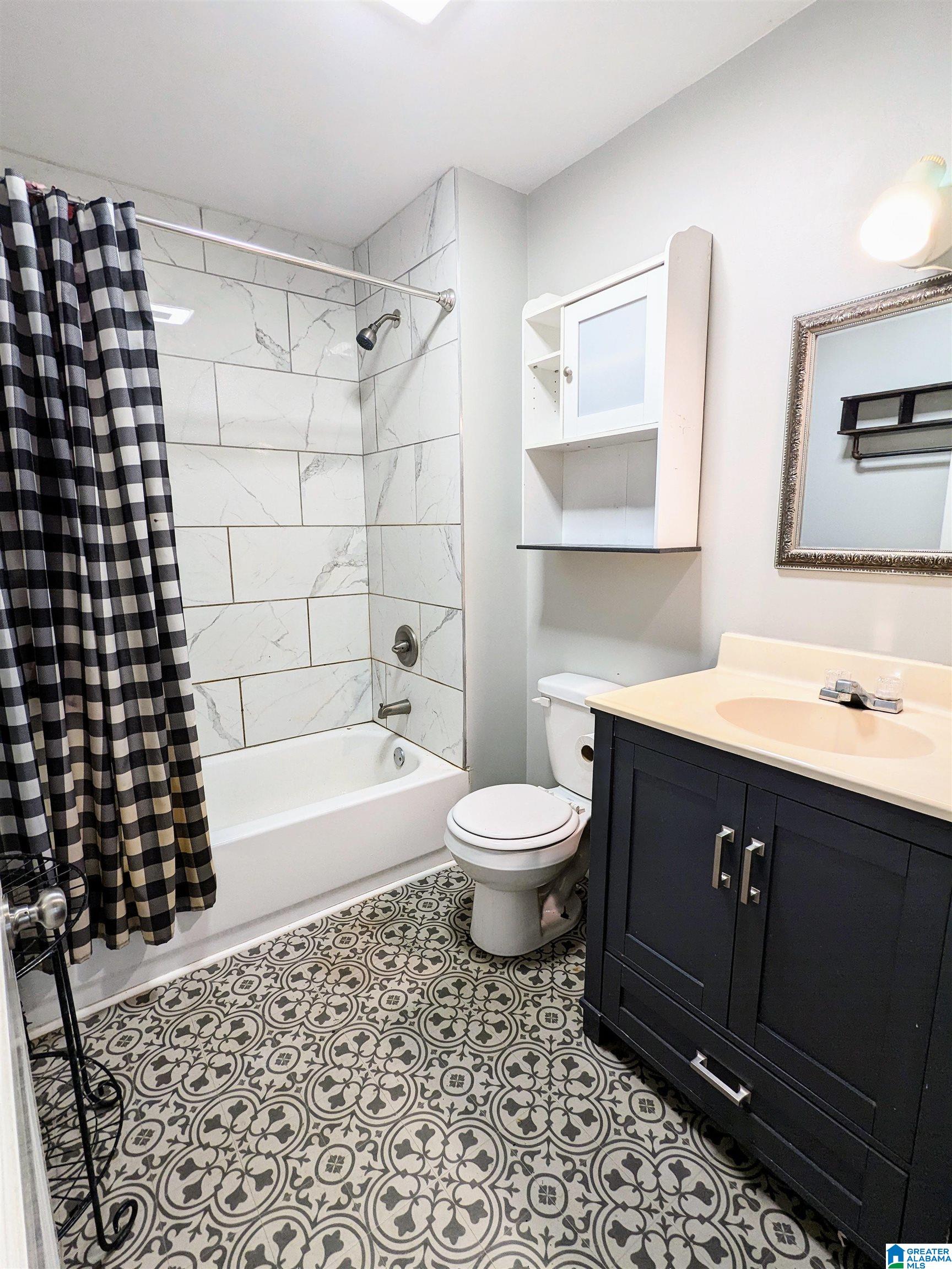310 4th Street Hayden, AL 35079 - Photo 7 of 12