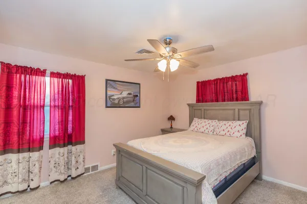 $158,750 | 2422 North Christine Street, Pampa, TX 79065