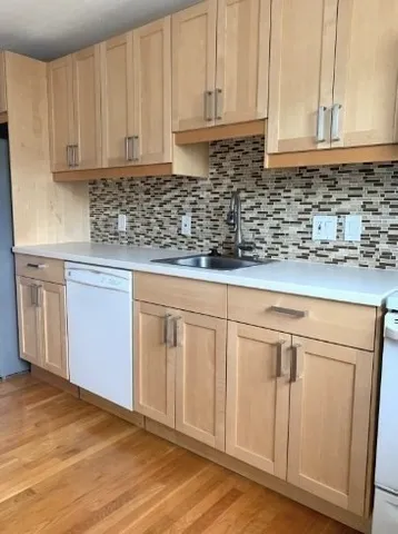 $2,600 | 32 Westgate Road, Unit 6, Boston, MA 02467