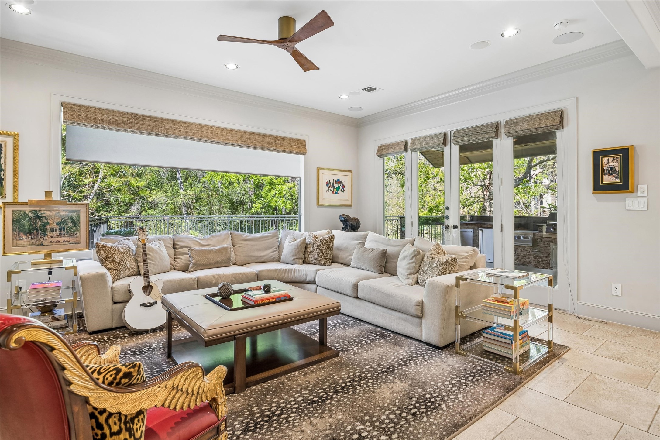422 Pinewold Drive Houston, TX 77056 - Photo 14 of 49 a living room with furniture and a large window
