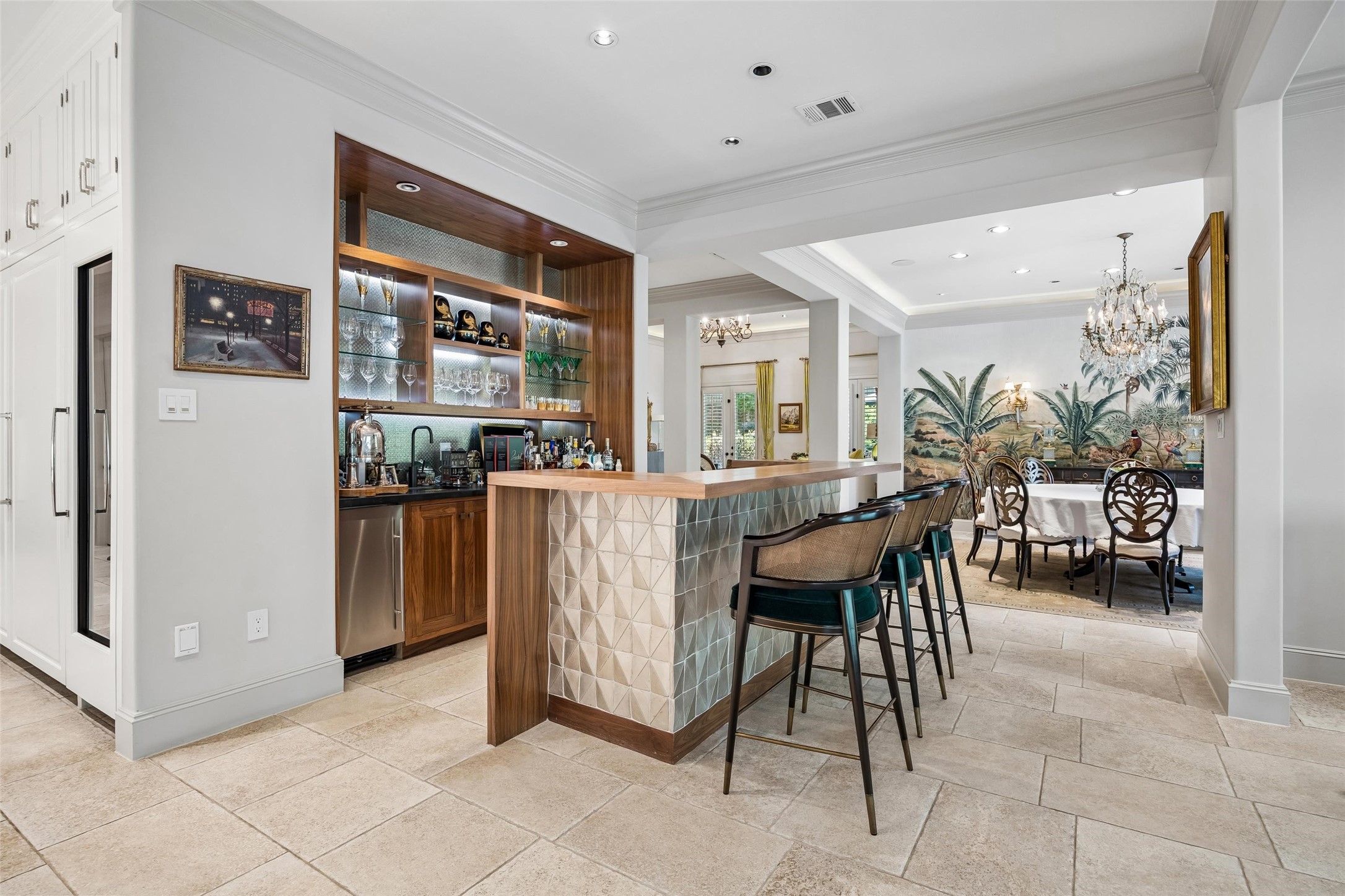 422 Pinewold Drive Houston, TX 77056 - Photo 21 of 49 a dining room with furniture and a floor to ceiling window