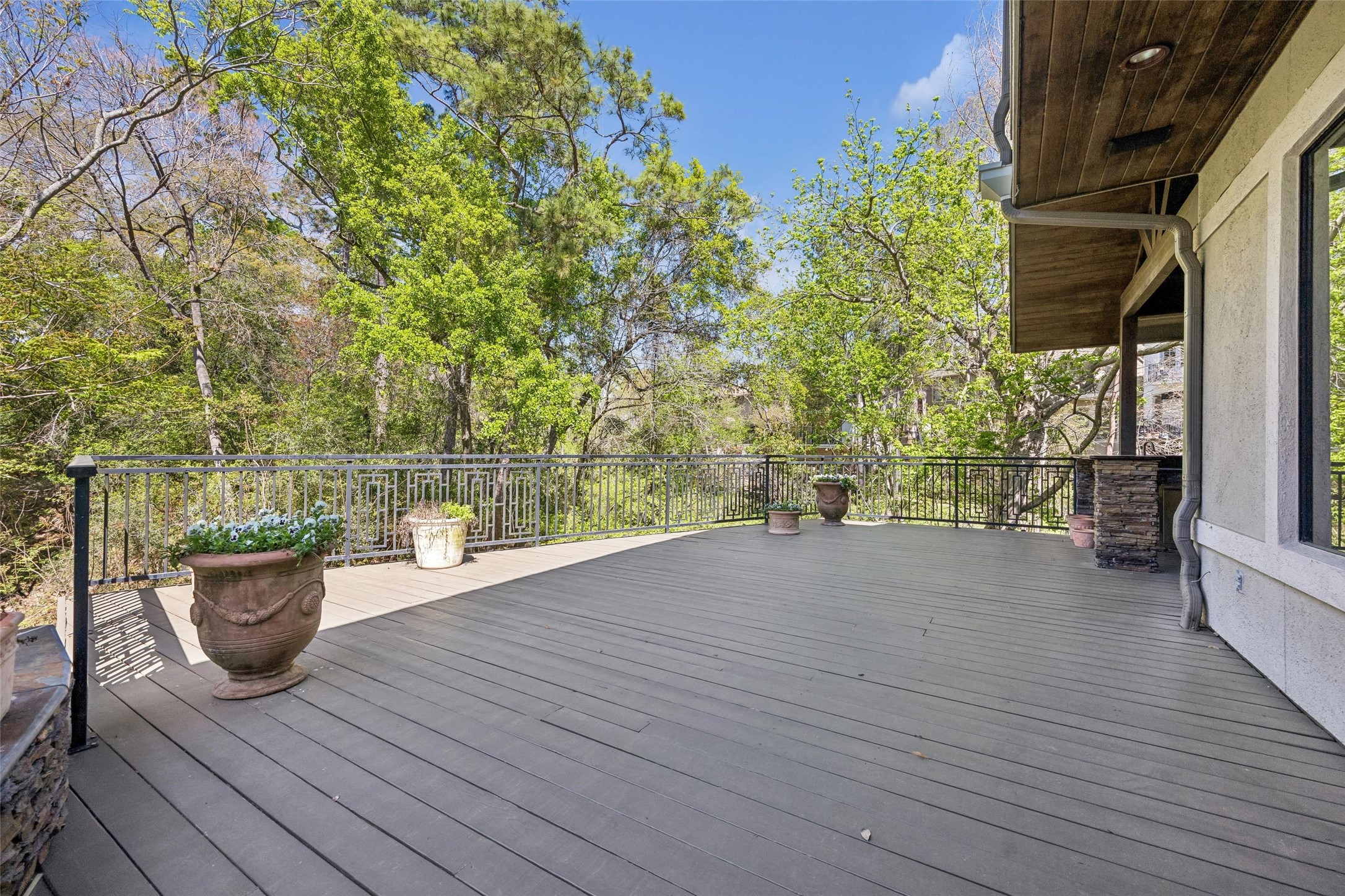 422 Pinewold Drive Houston, TX 77056 - Photo 45 of 49 a view of outdoor space with deck