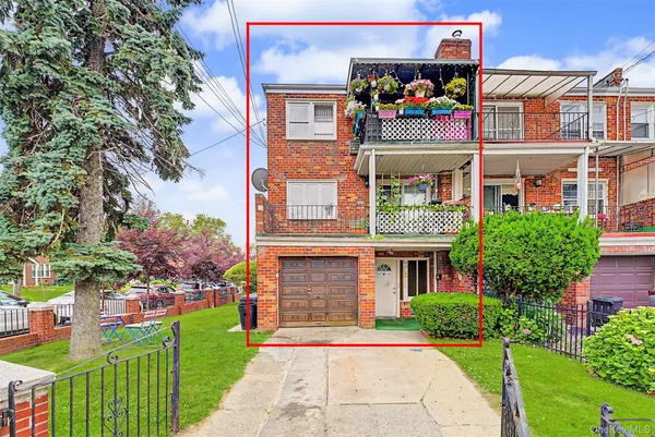 $1,738,888 | 47-28 Parsons Boulevard | Flushing