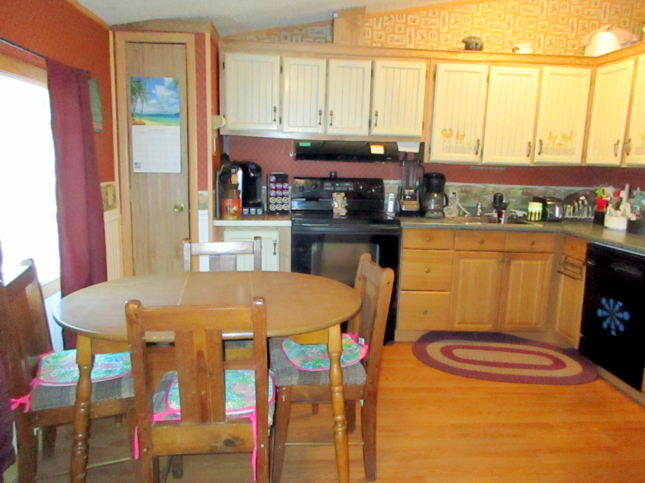 3835 Middle Road Sidney, ME 04330 - Photo 7 of 20 Eat-in kitchen