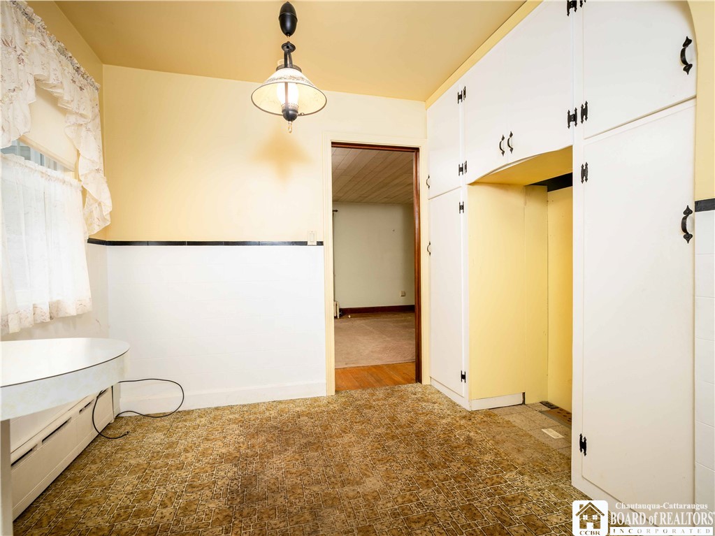 17 Lodi Street Hanover, NY 14062 - Photo 13 of 33 Dining area cupboards