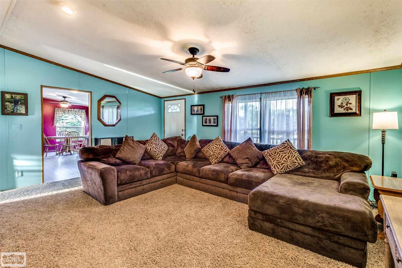 5555 Miller Road Capac, MI 48014 - Photo 6 of 28