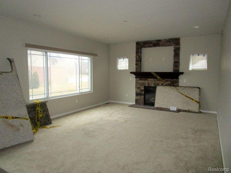 20902 Oak Ridge Drive Clinton Township, MI 48036 - Photo 8 of 21
