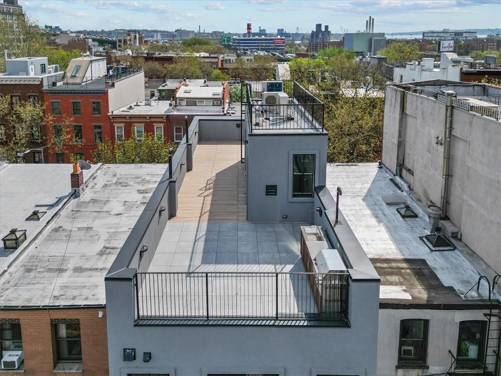 147 Luquer Street, Unit 3 Brooklyn, NY 11231 - Photo 12 of 17 Private roof deck
