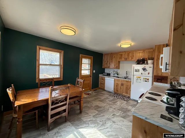 $369,000 | 655 Amoretti Street, Lander, WY 82520