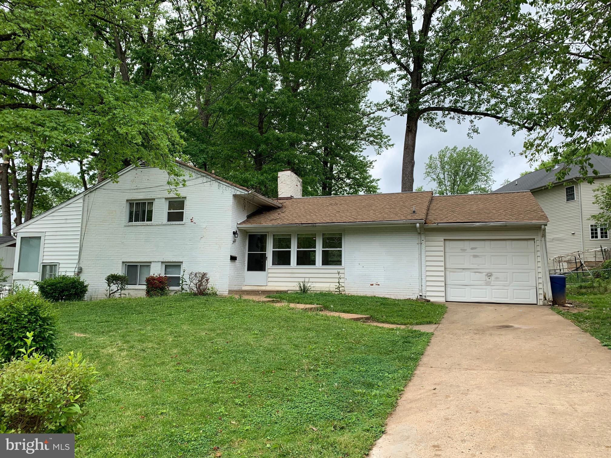5402 Juliet Street Springfield, VA 22151 - Photo 2 of 22