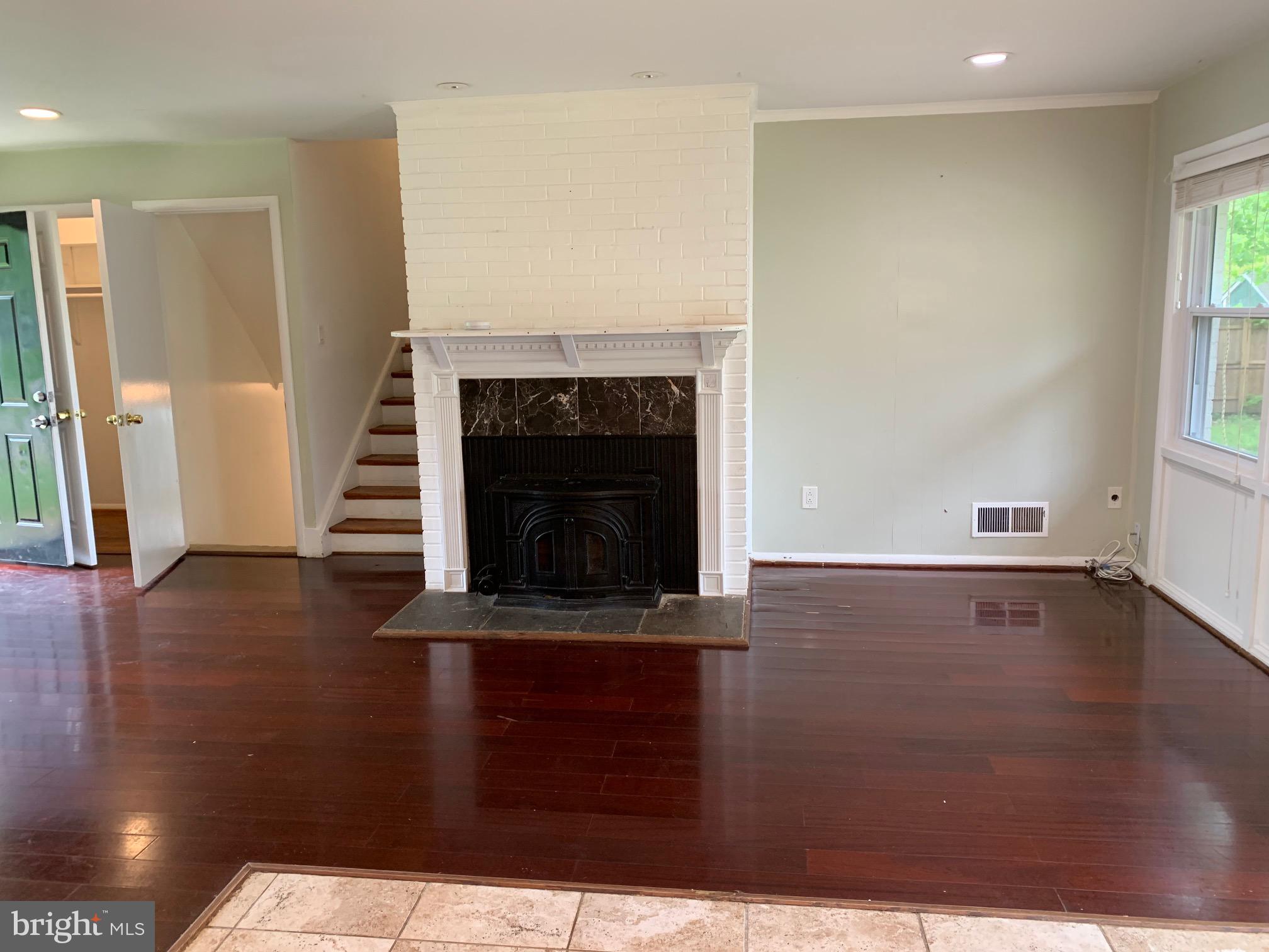 5402 Juliet Street Springfield, VA 22151 - Photo 7 of 22
