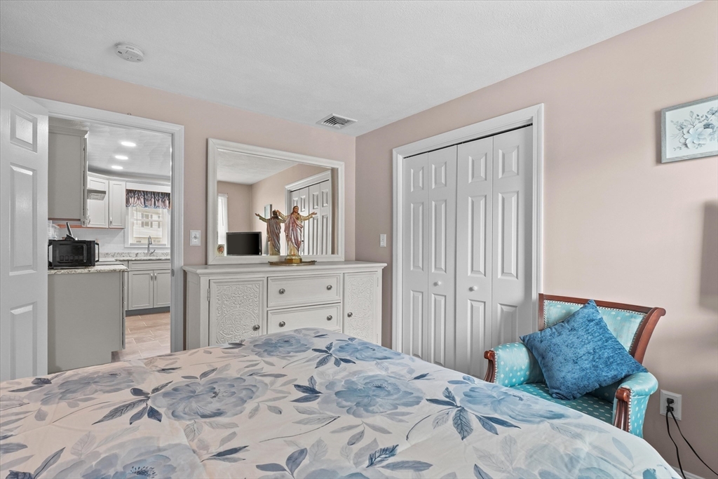 91 Maplewood Road Lynn, MA 01904 - Photo 15 of 42 Gallery Image 15