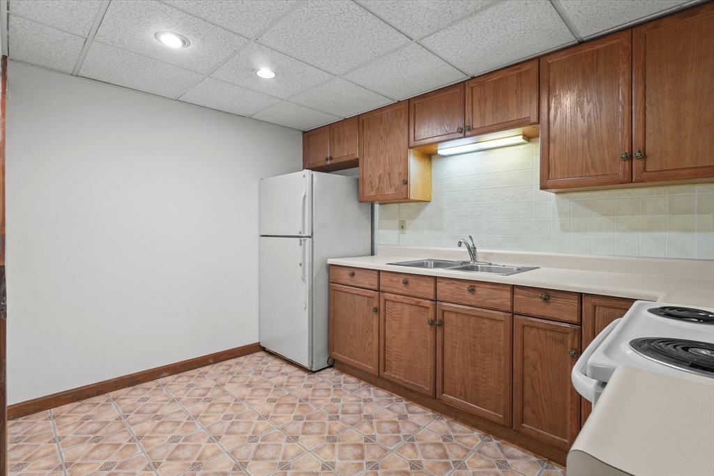 91 Maplewood Road Lynn, MA 01904 - Photo 22 of 42 Gallery Image 22