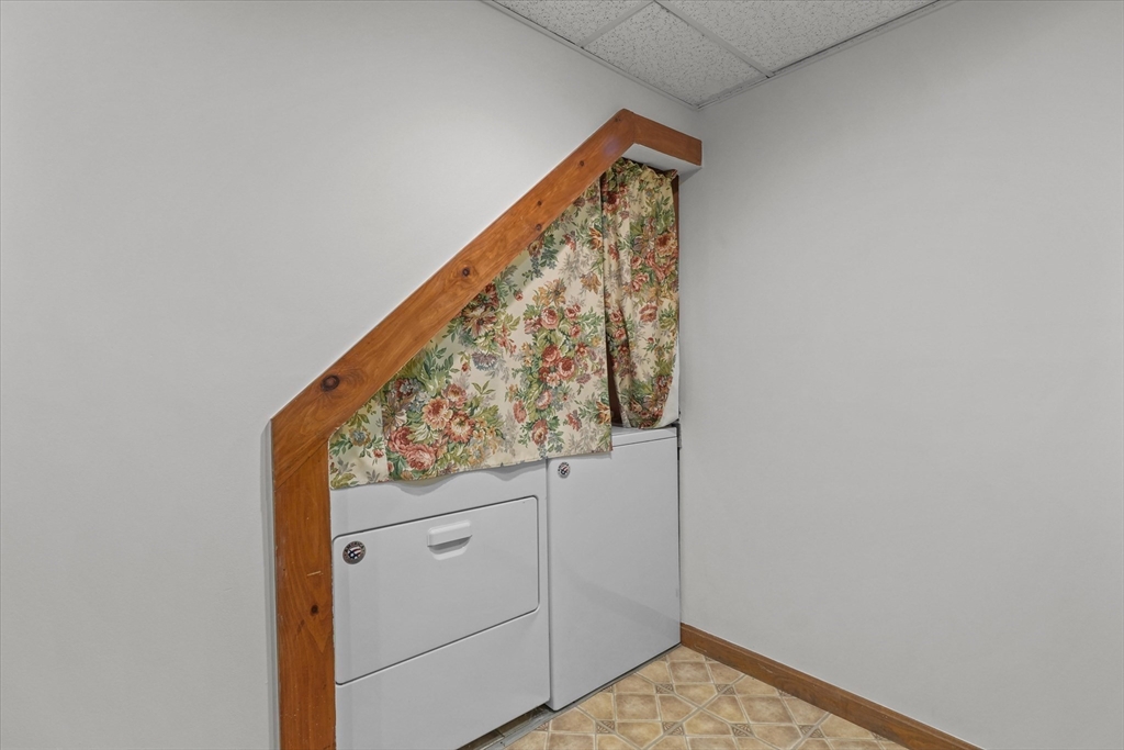 91 Maplewood Road Lynn, MA 01904 - Photo 27 of 42 Gallery Image 27