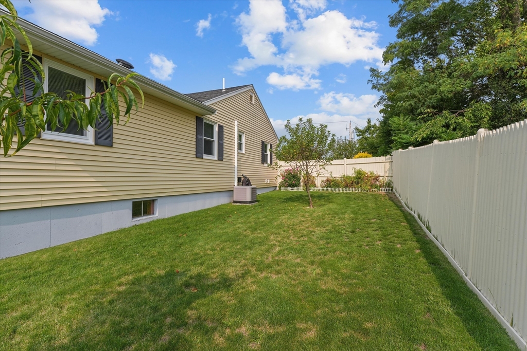 91 Maplewood Road Lynn, MA 01904 - Photo 37 of 42 Gallery Image 37