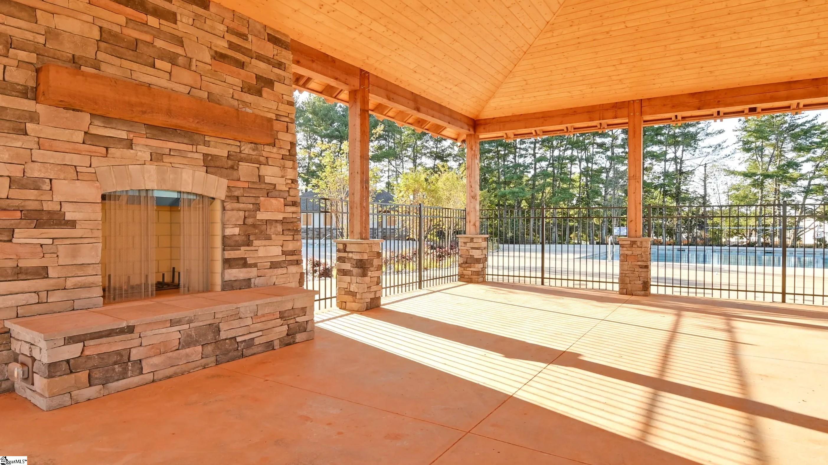 261 Pendergast Road Greenville, SC 29605 - Photo 14 of 18 Gallery Image 14