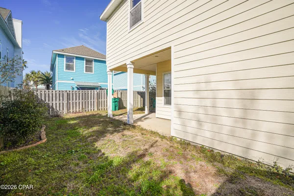 $2,500 | 323 Madison Circle, Panama City Beach, FL 32407