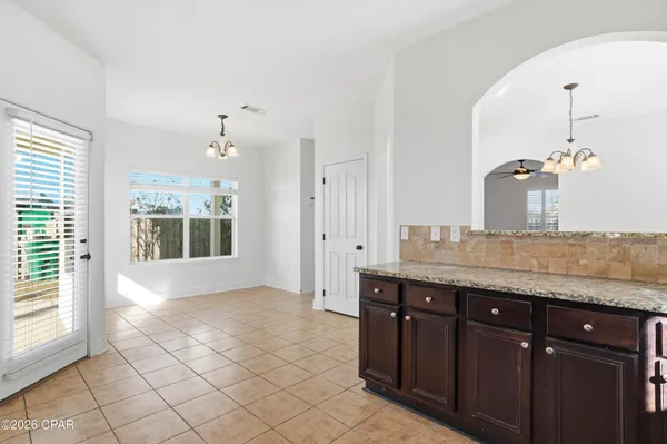 $2,500 | 323 Madison Circle, Panama City Beach, FL 32407