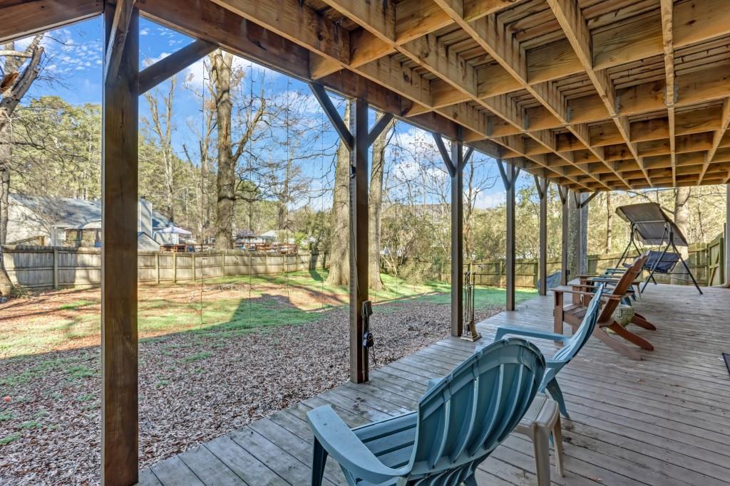 429 Red Oak Court Monroe, GA 30655 - Photo 37 of 40 a view of living room with balcony