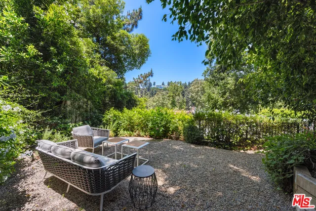 $5,199,000 | 1446 Lindacrest Drive, Beverly Hills, CA 90210