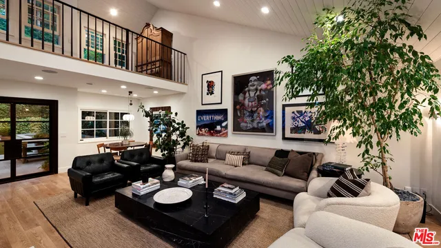 $5,199,000 | 1446 Lindacrest Drive, Beverly Hills, CA 90210