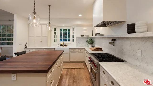 $5,199,000 | 1446 Lindacrest Drive, Beverly Hills, CA 90210