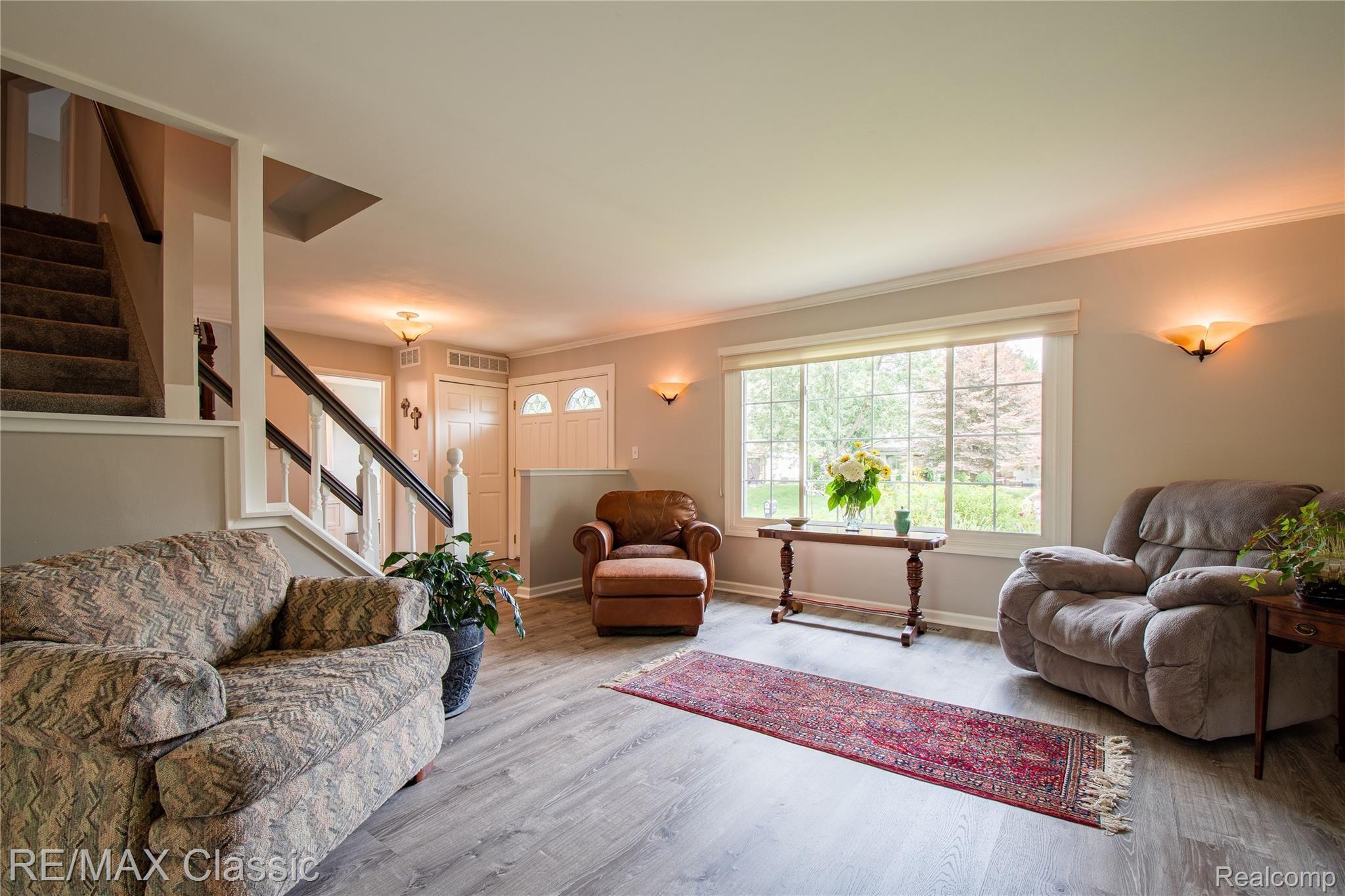 22715 Shadowpine Way Novi, MI 48375 - Photo 4 of 34 Living Room