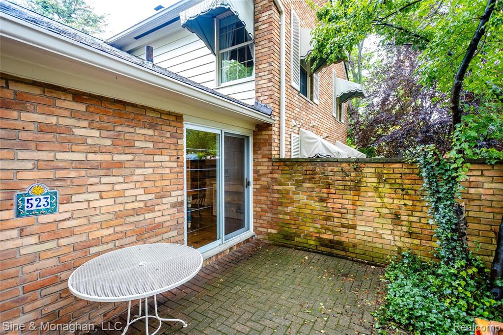 523 Thorntree Road Grosse Pointe Woods, MI 48236 - Photo 57 of 59