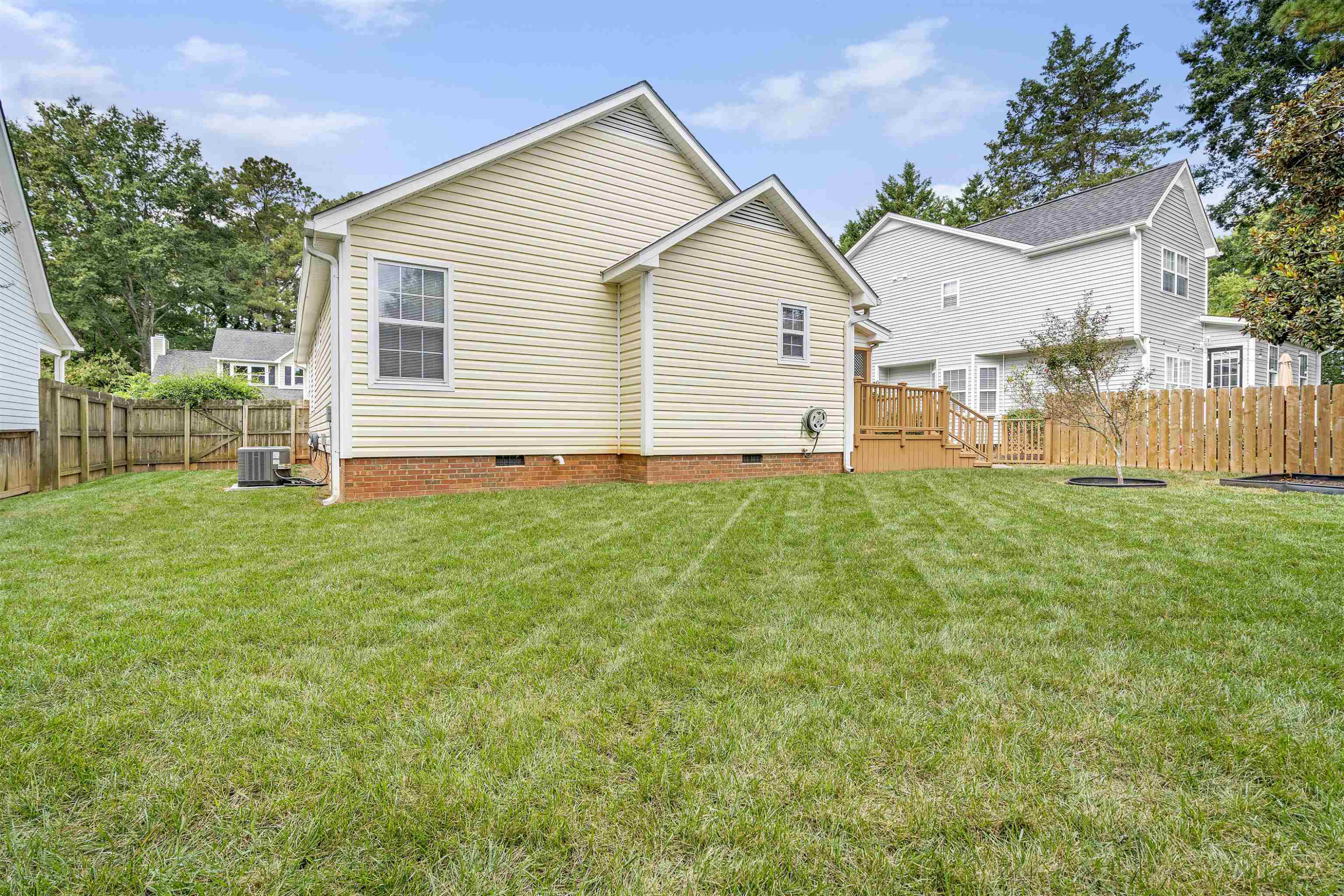 1121 Stoneferry Lane Raleigh, NC 27606 - Photo 36 of 38 Photo 37