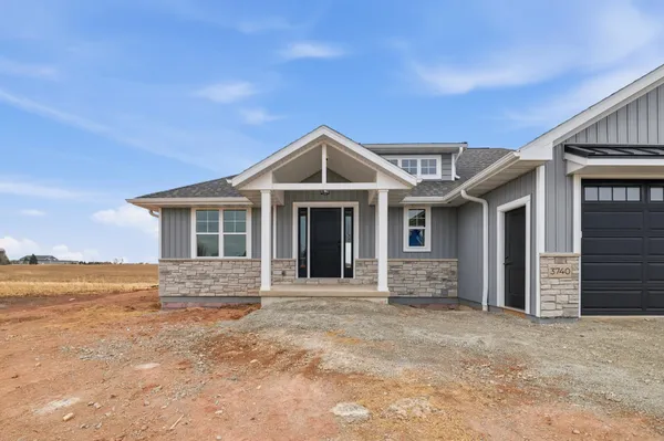 $559,900 | 3740 Edwina Drive, De Pere, WI 54115