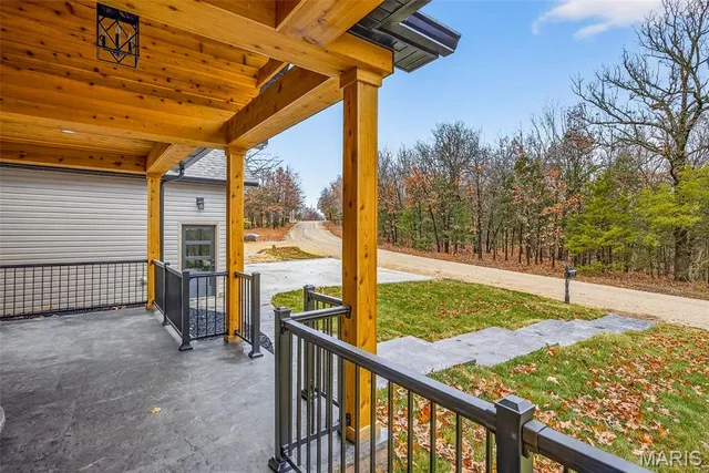 $595,500 | 431 Darcie Drive, Bonne Terre, MO 63628