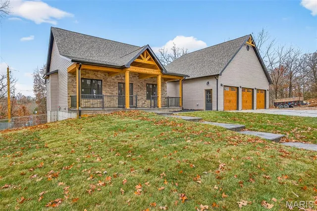 $595,500 | 431 Darcie Drive, Bonne Terre, MO 63628