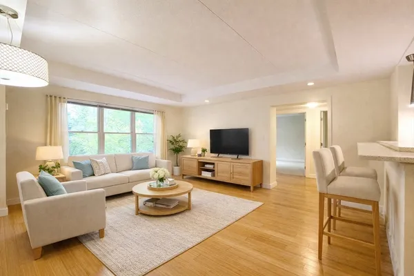 $4,650 | 77 Marion Street, Unit 201, Brookline, MA 02446