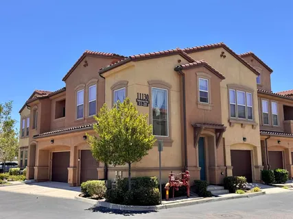 $895,000 | 11130 Taloncrest Way, Unit 19, San Diego, CA 92126