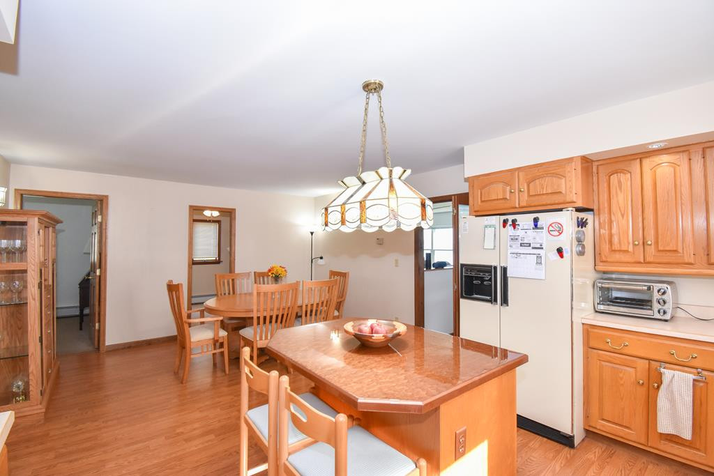 240 Dickson Point Road Plattsburgh, NY 12901 - Photo 6 of 18 Gallery Image 6
