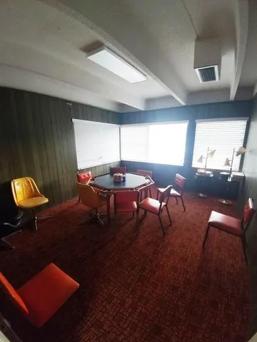 $2,300 | 4600 98th Way North, Unit 108, St. Petersburg, FL 33708