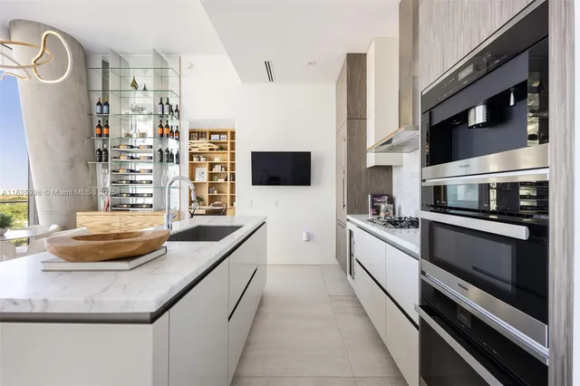 $1,650,000 | 2669 South Bayshore Drive, Unit 804N, Coconut Grove, FL 33133