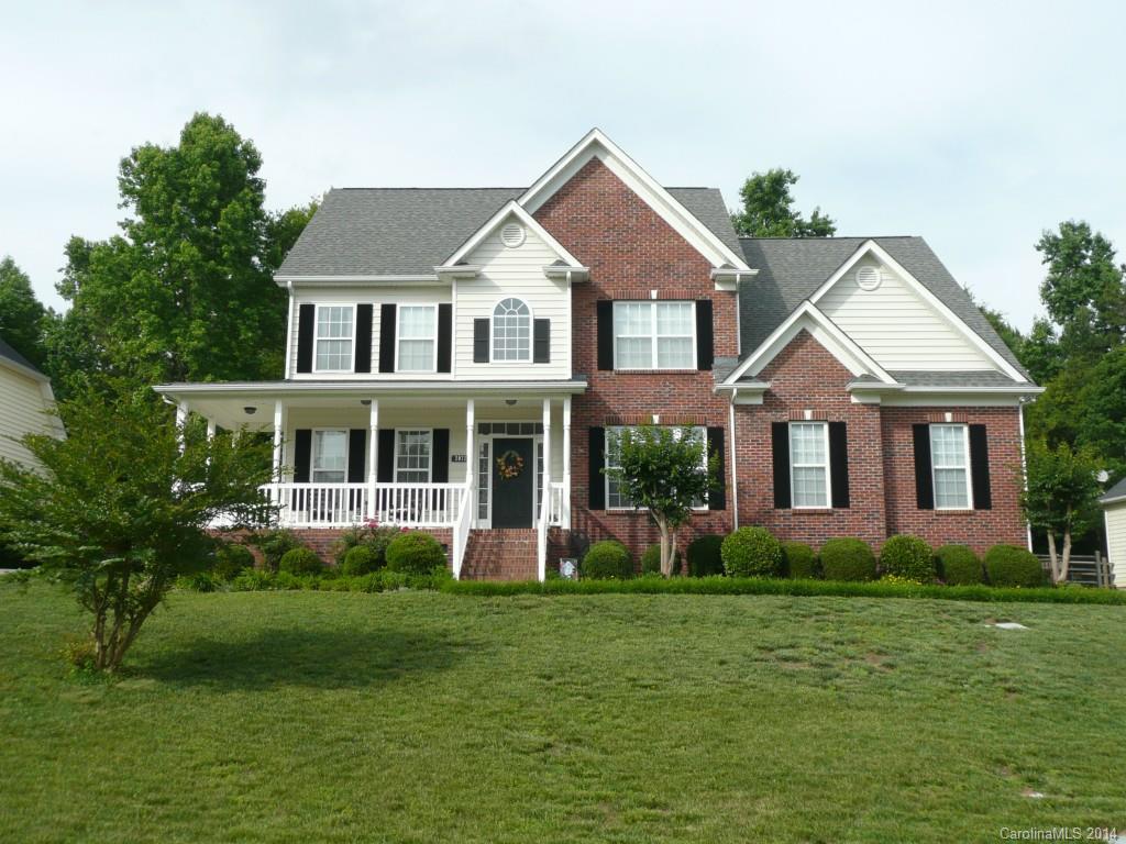 2072 Winding Oak Road Rock Hill, SC 29732 - Photo 2 of 24 Gallery Image 2