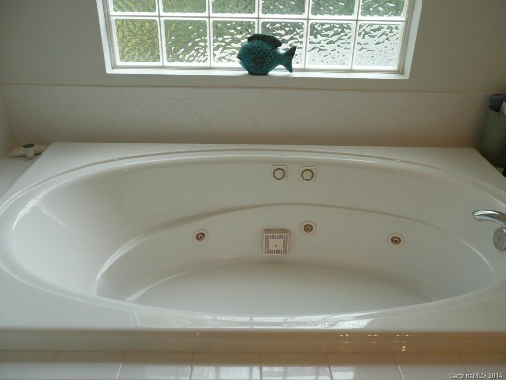 2072 Winding Oak Road Rock Hill, SC 29732 - Photo 16 of 24 Gallery Image 16