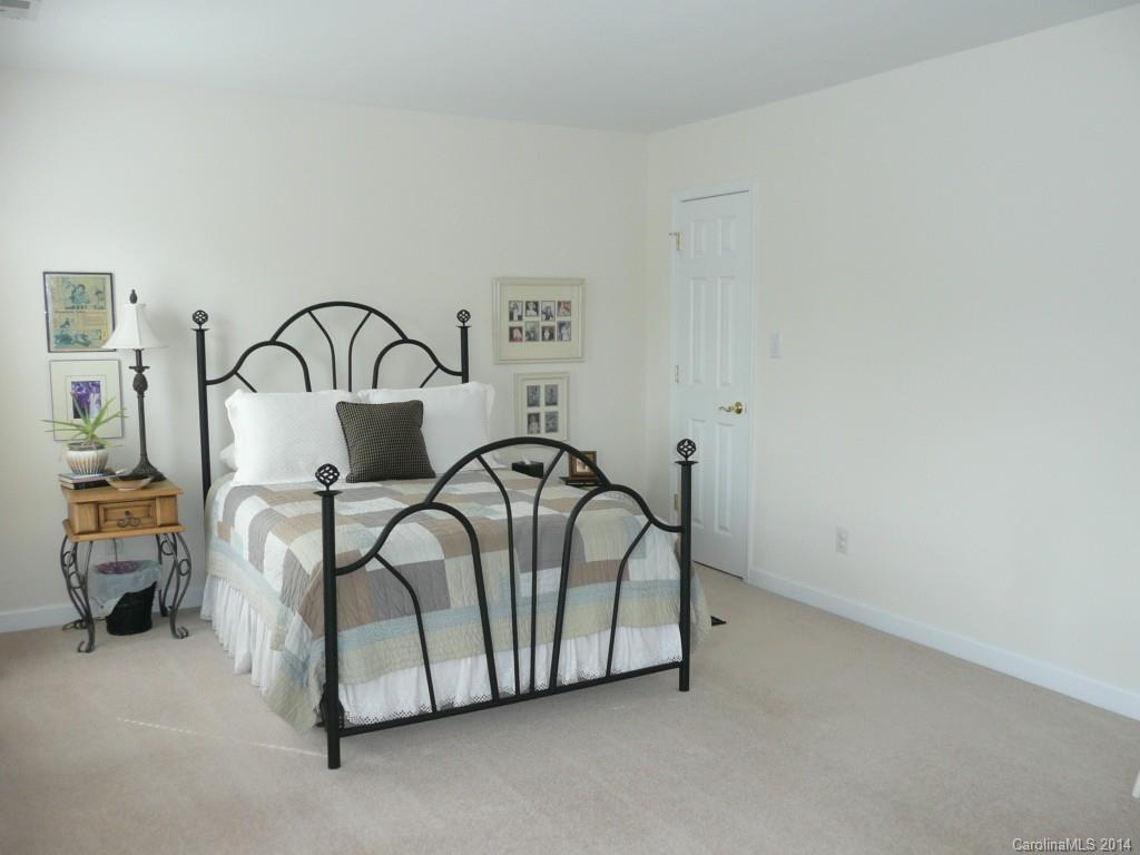 2072 Winding Oak Road Rock Hill, SC 29732 - Photo 18 of 24 Gallery Image 18
