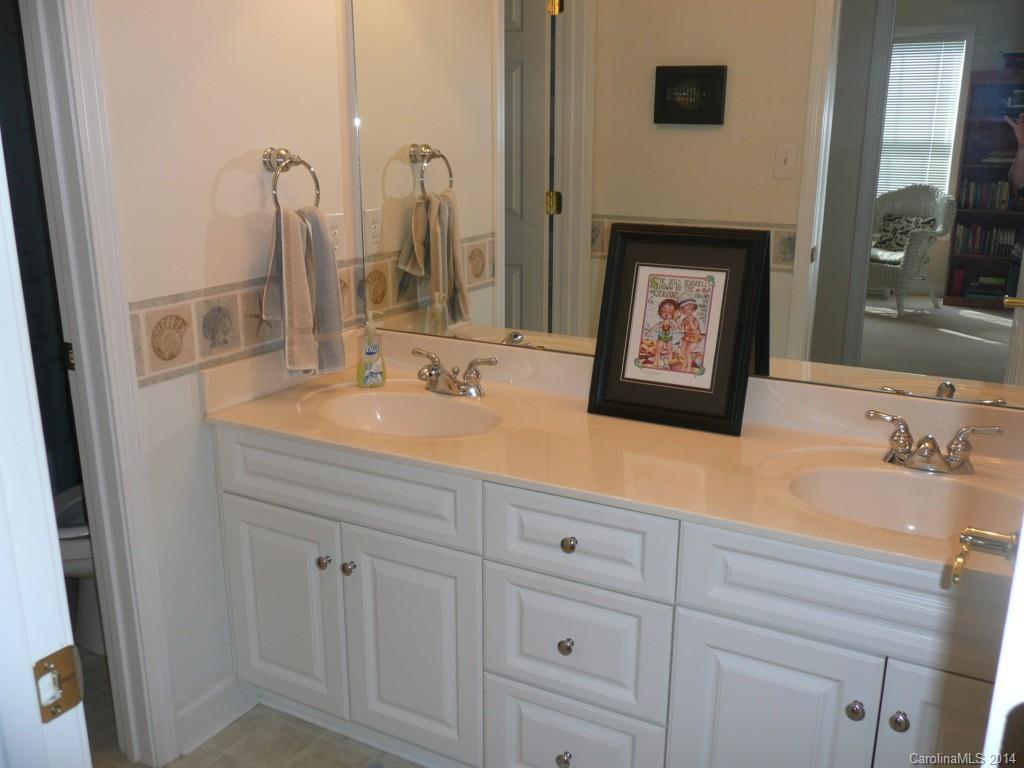 2072 Winding Oak Road Rock Hill, SC 29732 - Photo 19 of 24 Gallery Image 19